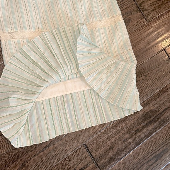 Tibi green dainty feminine Knee-Length Pencil Skirt with Pleated Tiers size 2 - Picture 8 of 9